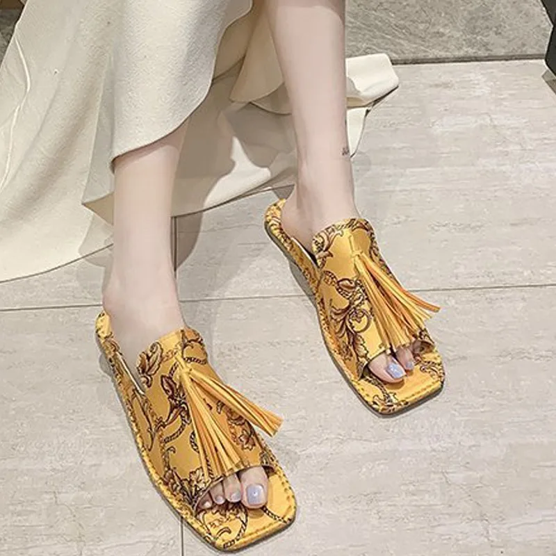 Шлепанцы женские в стиле ретро сланцы для пляжа бахрома плоские тапочки Уличная