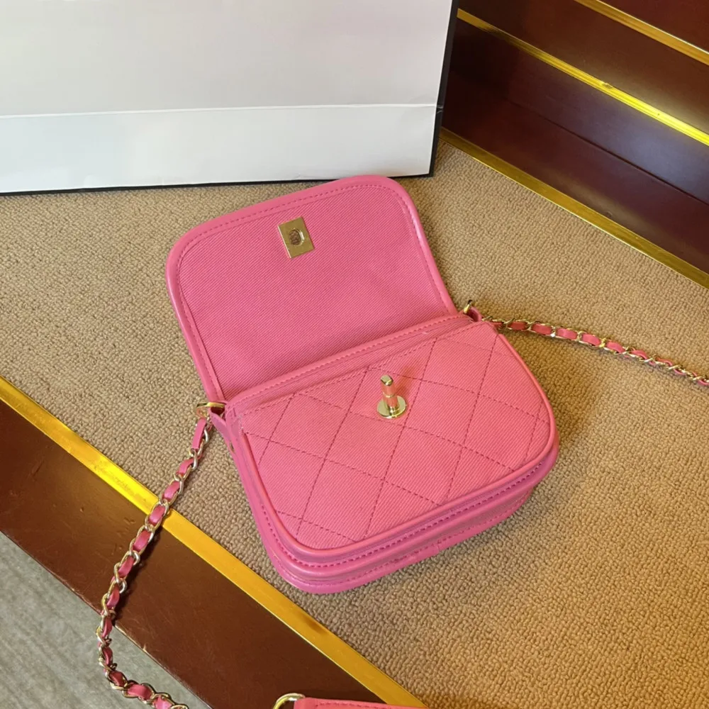 

Mini cute one-shoulder diagonal messenger bag