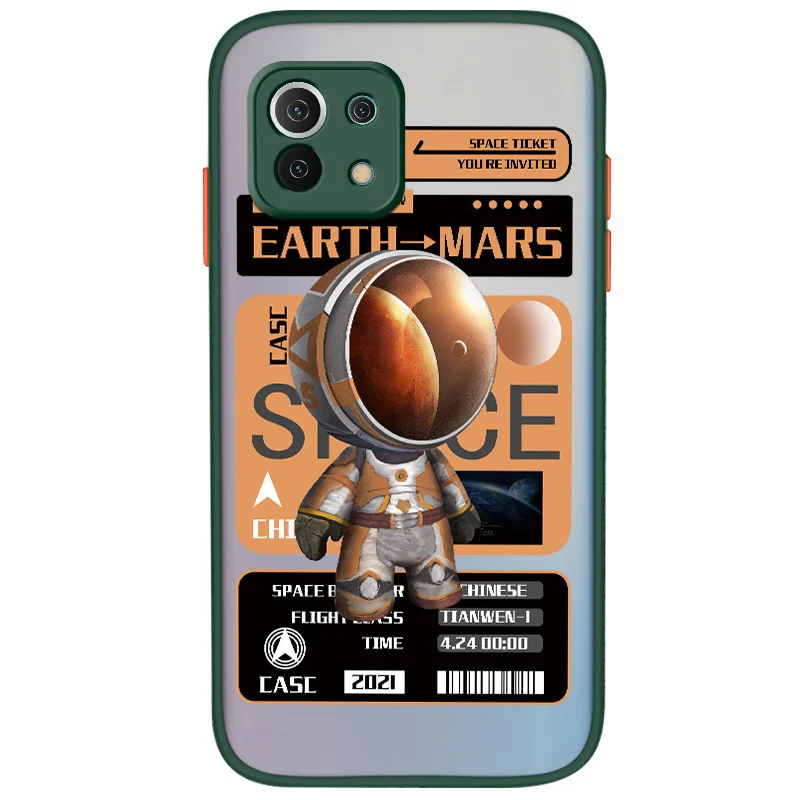 

Traveling Astronaut Phone Case For Xiaomi Mi 11 lite Ultra 11i 10T 9T Pro Lite 10 10S 9 8 lite Pro Poco F2 X2 F3 Pro Back Cover