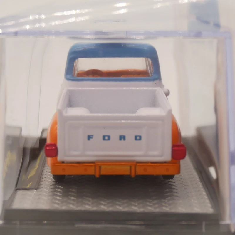 M2 1:64 Ford F-100 грузовик 1956 сплав модель автомобиля металлические игрушки для детей