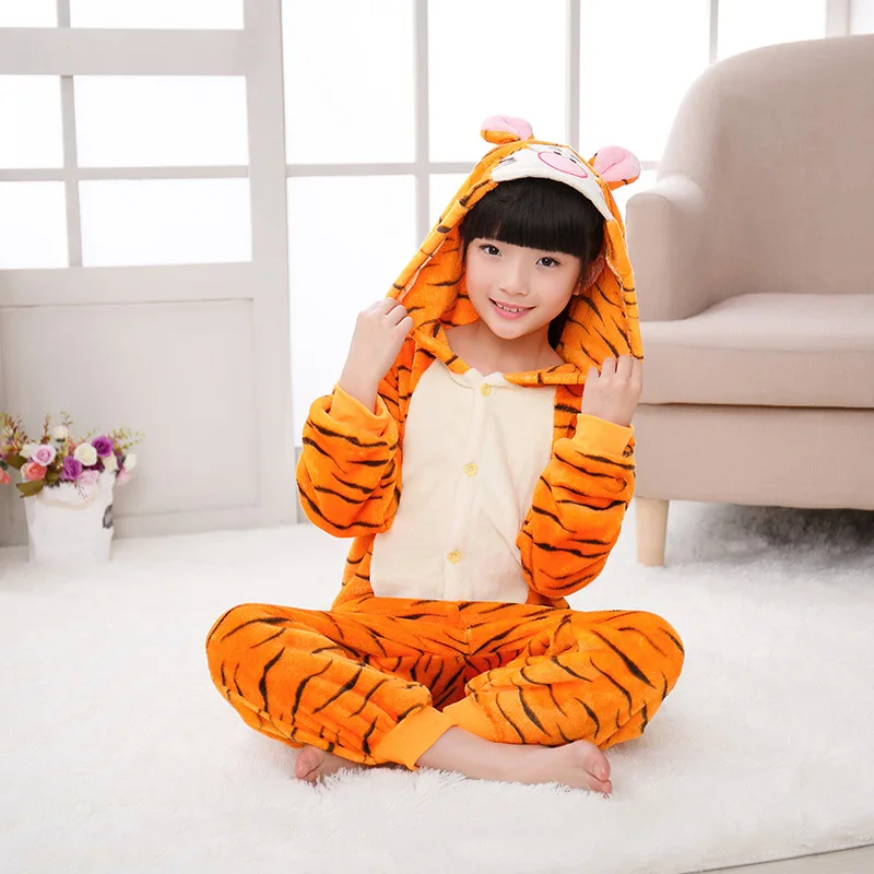 

Disney Tigger Flannel One-Piece Pajamas for Boys and Girls Thick Coral Flannel Homewear Long Sleeve Winter Warm baby clothes