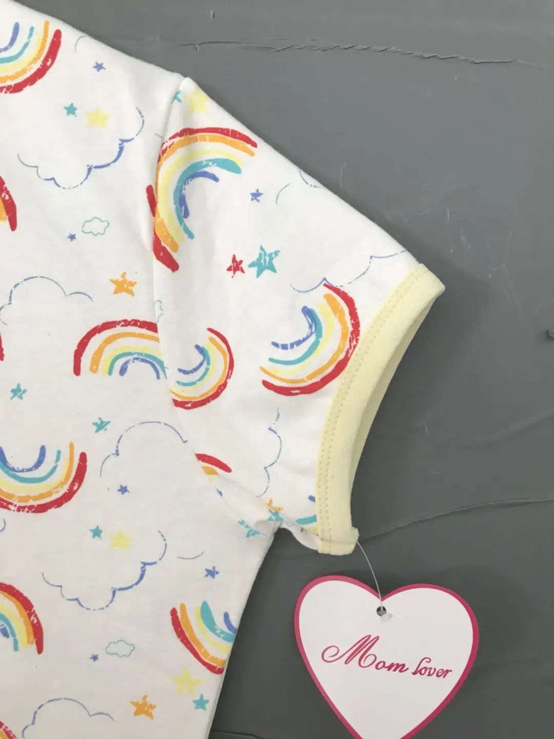 

2020 Summer Wholesale Onesie Ddlg Triangle Pajamas