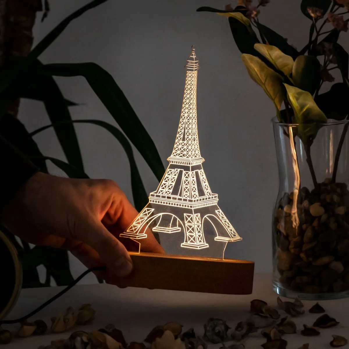 3D Romantic France Eiffel Tower LED Night Light Office Bedroom Table Lamp Kids Family Decoration Creative