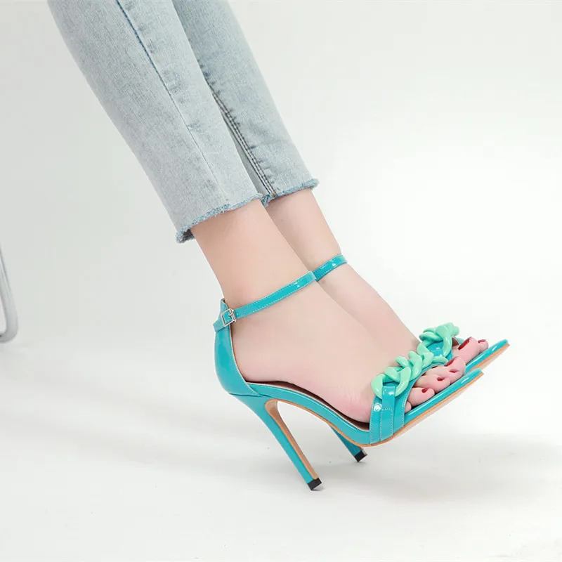 

NIUFUNI Super-fine High-heeled Sexy Women's Sandals With Chain Decoration One Word With Buckle Run Jade Open Toes Women's Shoes