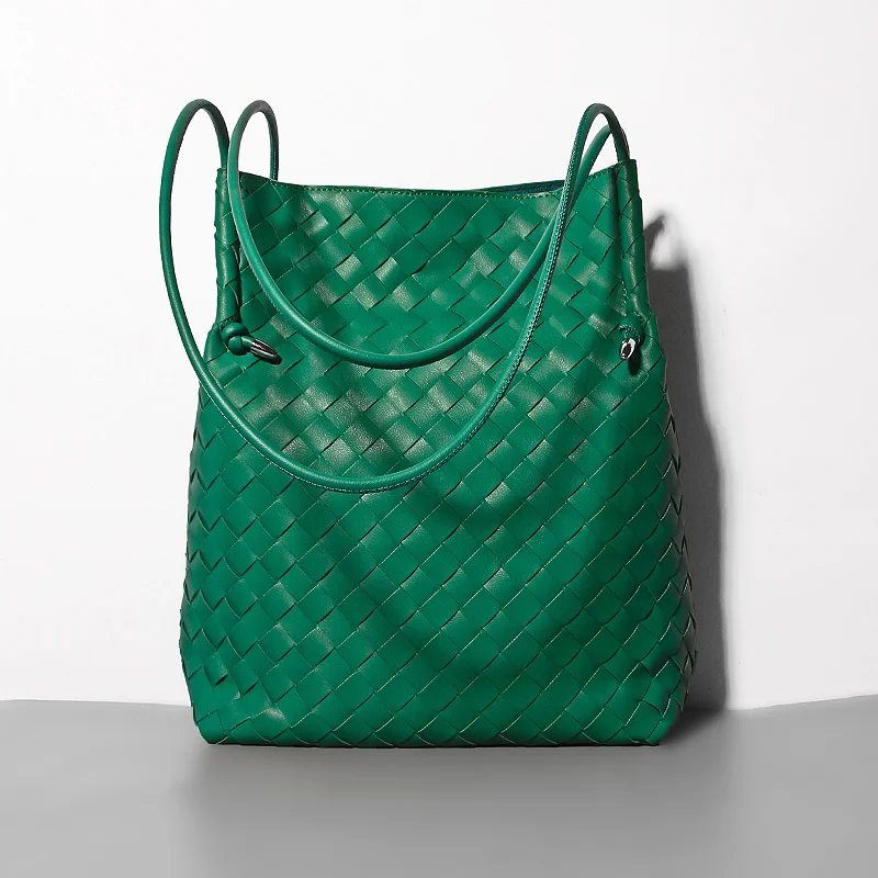 

2021 High Quality Handbag and Cosmetic Bag Women's Leather Soft Shoulder Tote Bag with Short Handles Luxury Designer For Female