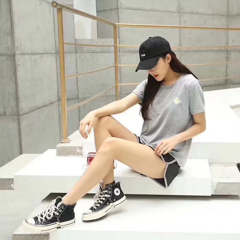 Костюм с маленькой маргариткой маленькая Хризантема скоростная сухая одежда