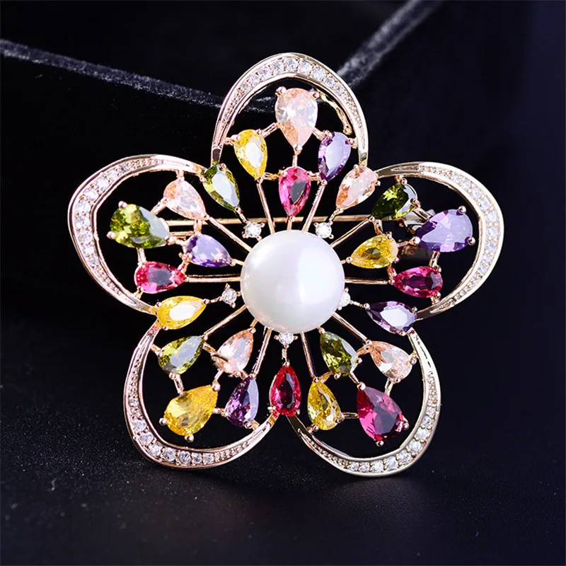 

Colorful Zircon Corsage Five-petal Flower Brooches Pins Wedding Suit Accessories Brand Designer Fashion Jewelry Scarf Buckle
