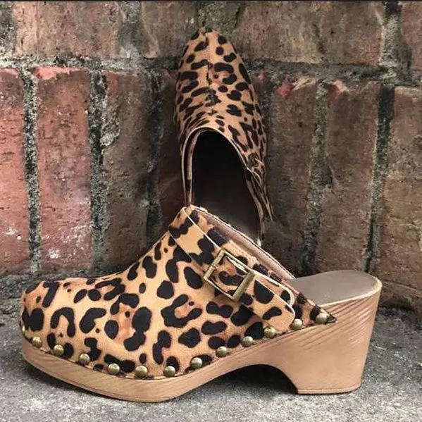 

2021Summer New Women Comfortable Thick Sole Retro Leopard Double Wear Slope Heel Sandals FashionCasual Beach ShoesHot Sale KP052