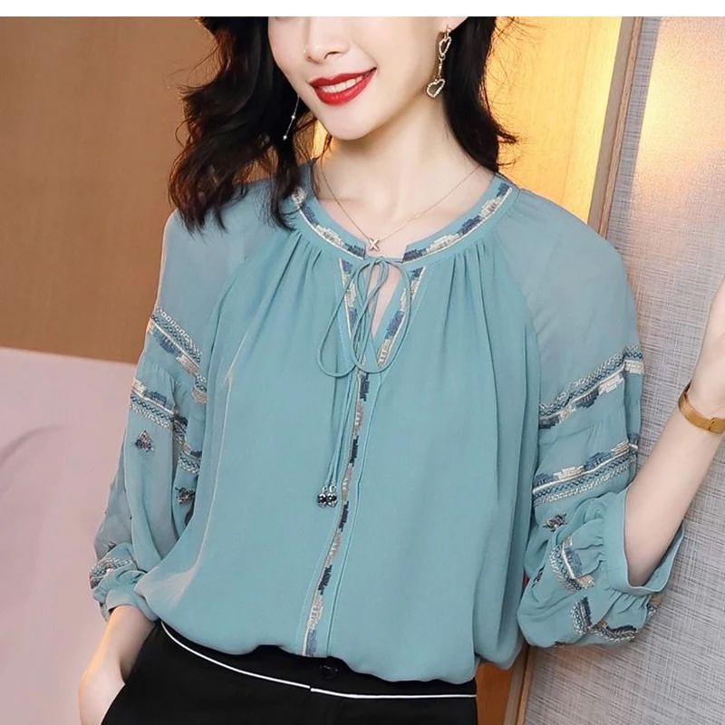 Women Spring Autumn Style Chiffon Blouses Shirts Lady Casual Long Sleeve O-Neck Loose Chiffon Blusas Tops DD8852