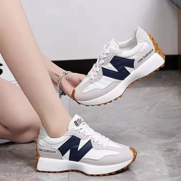 

Concise Women Casual Shoes Lace Up Platform Matching Color Adults Walk Shoes Retro Increase Comfort Sole Ladies Stylish Sneakers