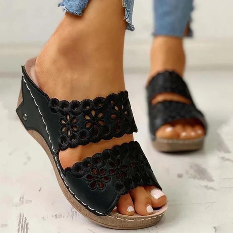 

Women's Shoes