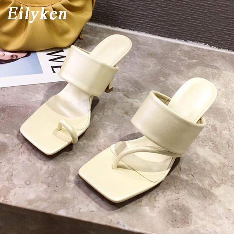 Шлепанцы женские из мягкой искусственной кожи на квадратном каблуке без
