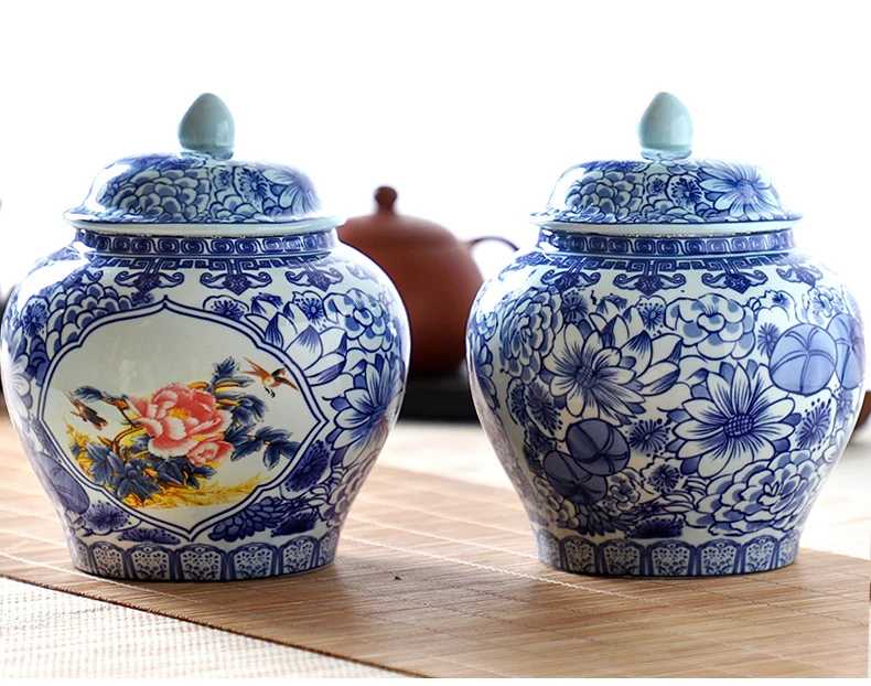 Китайская Ретро чайная банка сине-белая фарфоровая с крышкой Средний