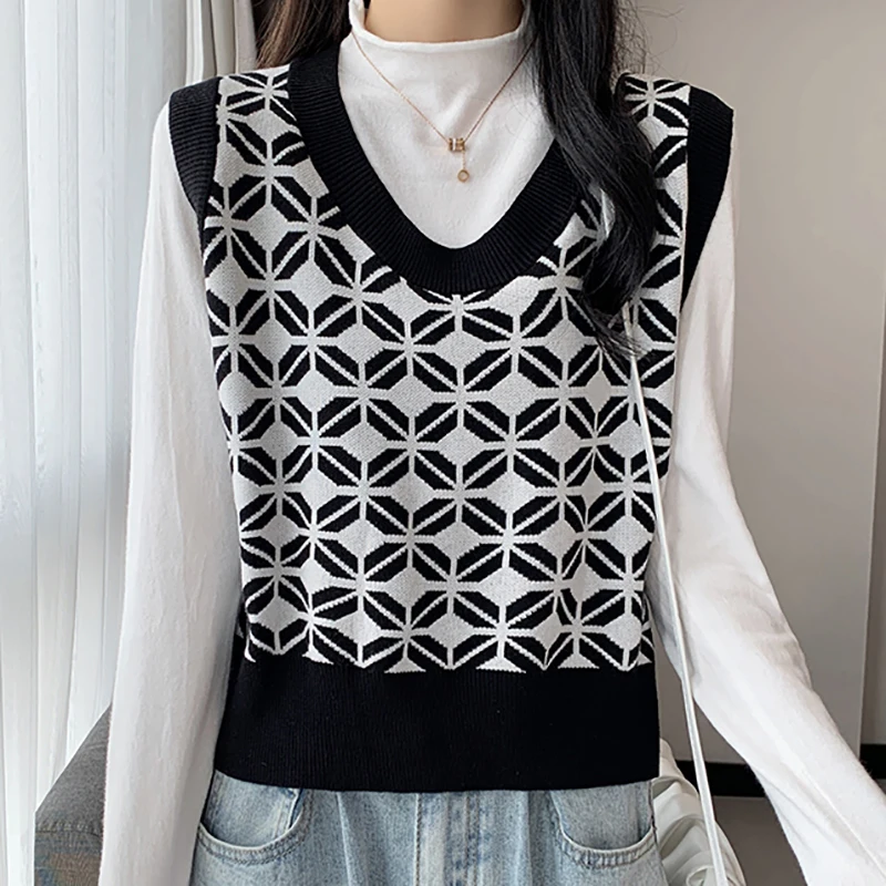 

Knitted Pullover Women New Autumn V Neck Loose Plaid Vest Sweater Female Sleeveless All-mach Vitage Short Pullover Jumper Mujer