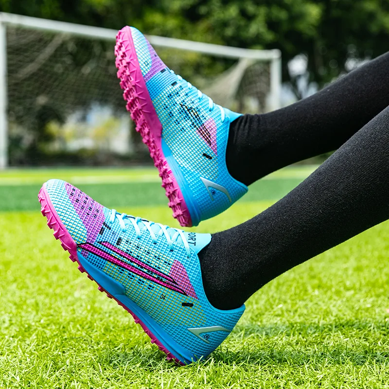 

DE.EAGLE hot selling broken nail men football shoes and sports shoes Outdoor Lawn soccer shoes Men's sneakers football boots