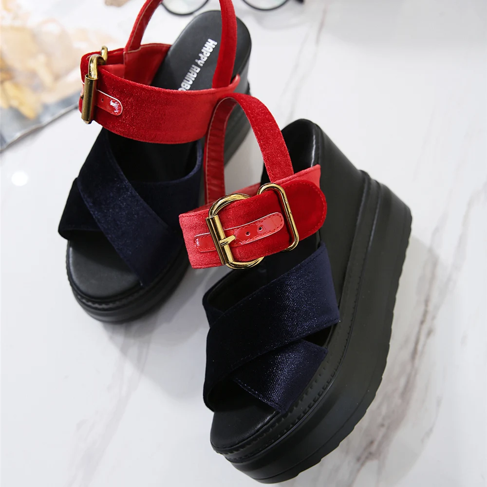 Новинка 2020 года женские белые босоножки на танкетке и высоком каблуке 11 см