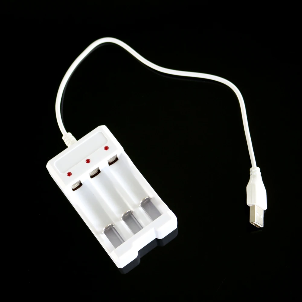 Универсальное уличное зарядное устройство с солнечной панелью постоянного тока