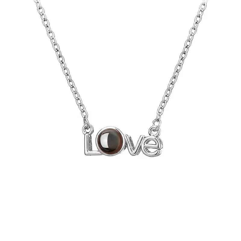 

Necklaces women European and American fashion New Love necklace in 100 Languages Women's neck chain Projection gift No Fading