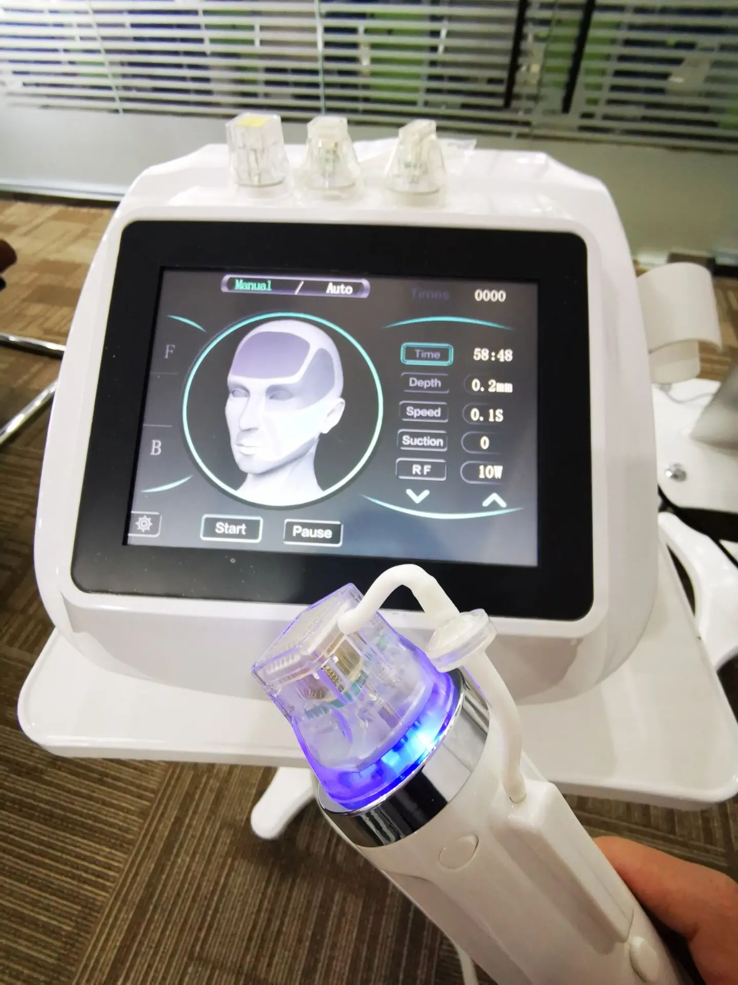 PortableType RF Factional Micro-needle Machine Stretch Marks Remover Skin Lifting Rejuvenation Wrinkle Removal | Бытовая техника