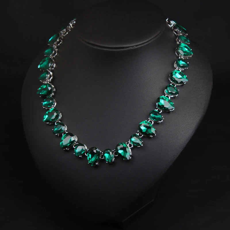Зеленое ожерелье с драгоценным камнем в форме капли воды массивные ожерелья