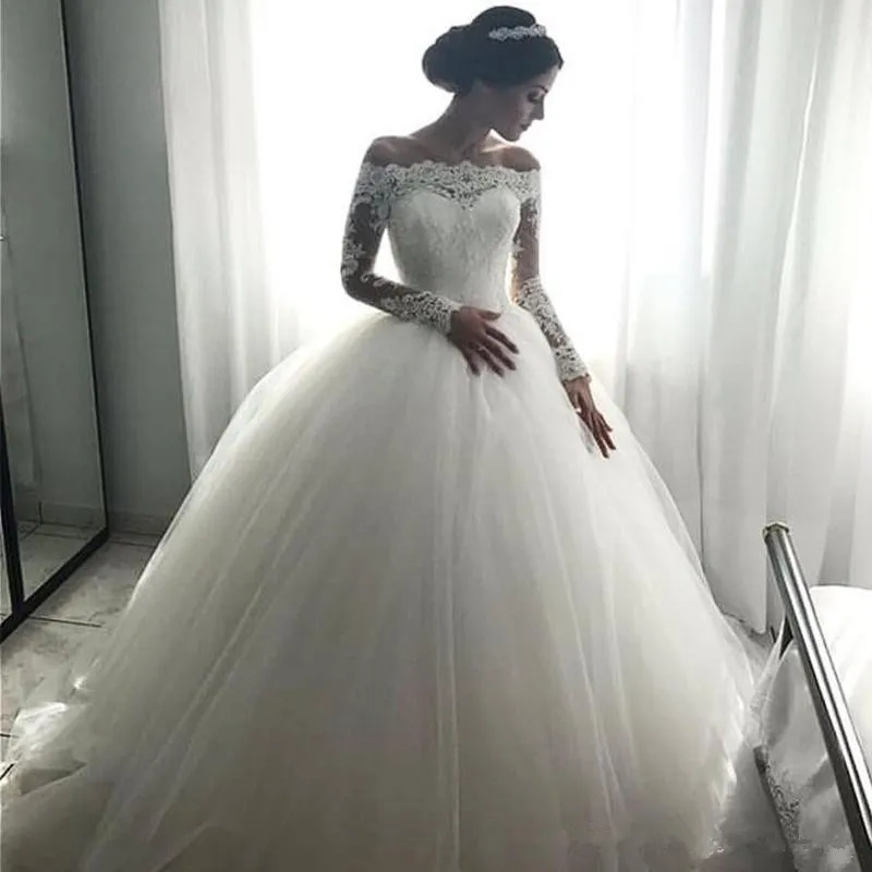 Elegant Off Shoulder Long Sleeves Ball Gown Wedding Dresses Boat Neck Appliques Tulle Floor Length 2020 Ivory Bridal | Свадьбы и