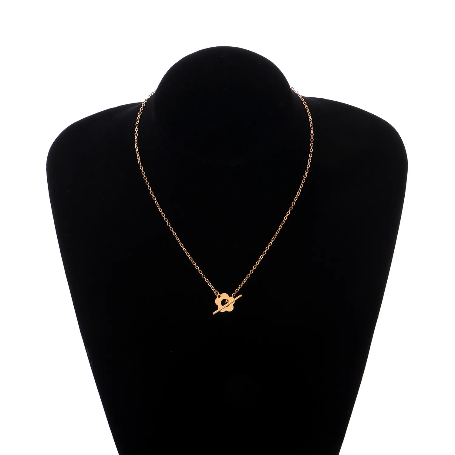 

Simple Fashion Ladies Elegant Jewelry Flower Short Necklace OT Buckle Vintage Golden Slender Torque Necklaces for Women