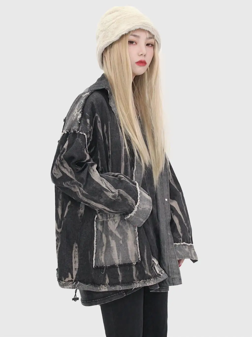 Рубашка с отложным воротником и потертостями домашняя джинсовая однобортная