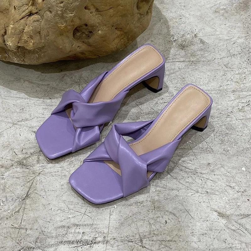 Женские шлепанцы с квадратным носком DEAT черные из искусственной кожи