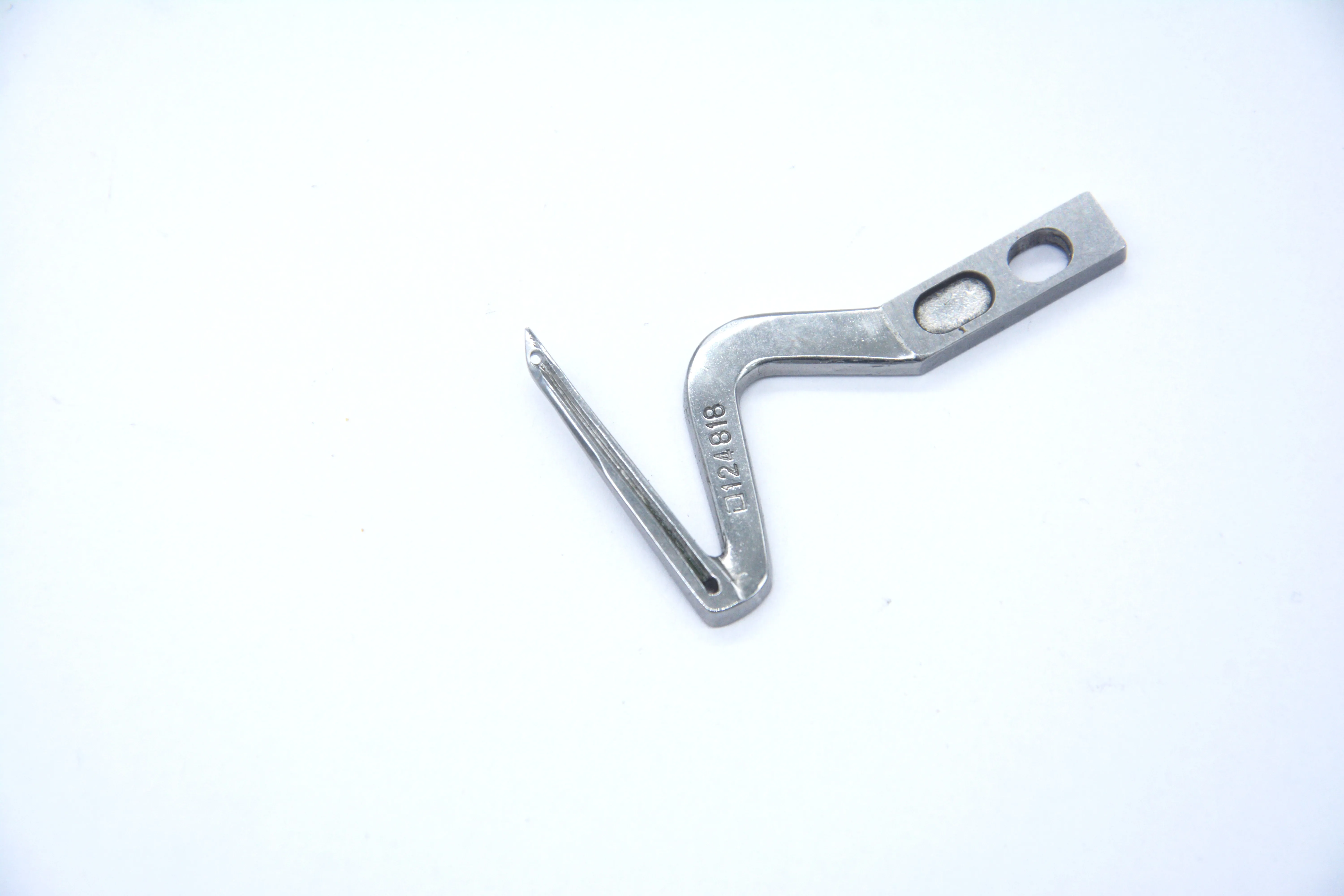 Для Juki 3314 overlock станок верхний и нижний петлитель вниз looper 124-81107 124-81800 один