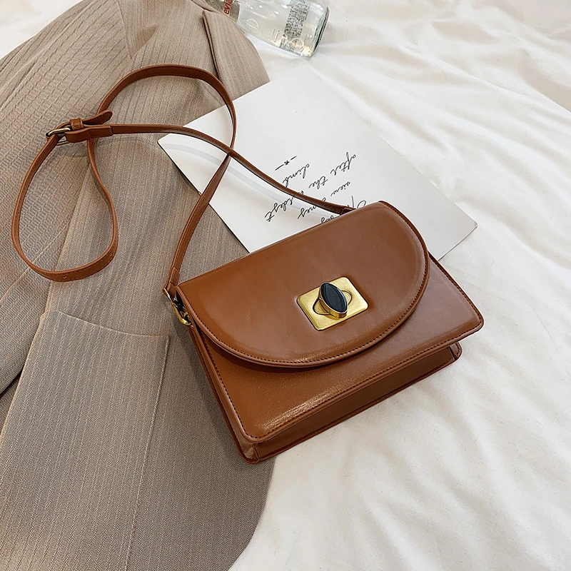 

2021 модная женская однотонная сумка через плечо из искусственной кожи с клапаном, универсальный чехол, твердые Роскошные кошельки и сумки че...