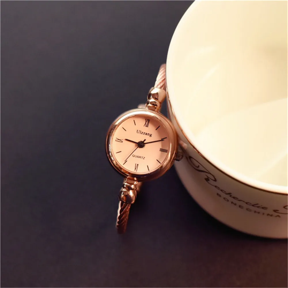 

Small Gold Bangle Bracelet Luxury Watches Stainless Steel Retro Ladies Quartz Wristwatches Fashion Casual Women Dress Watch