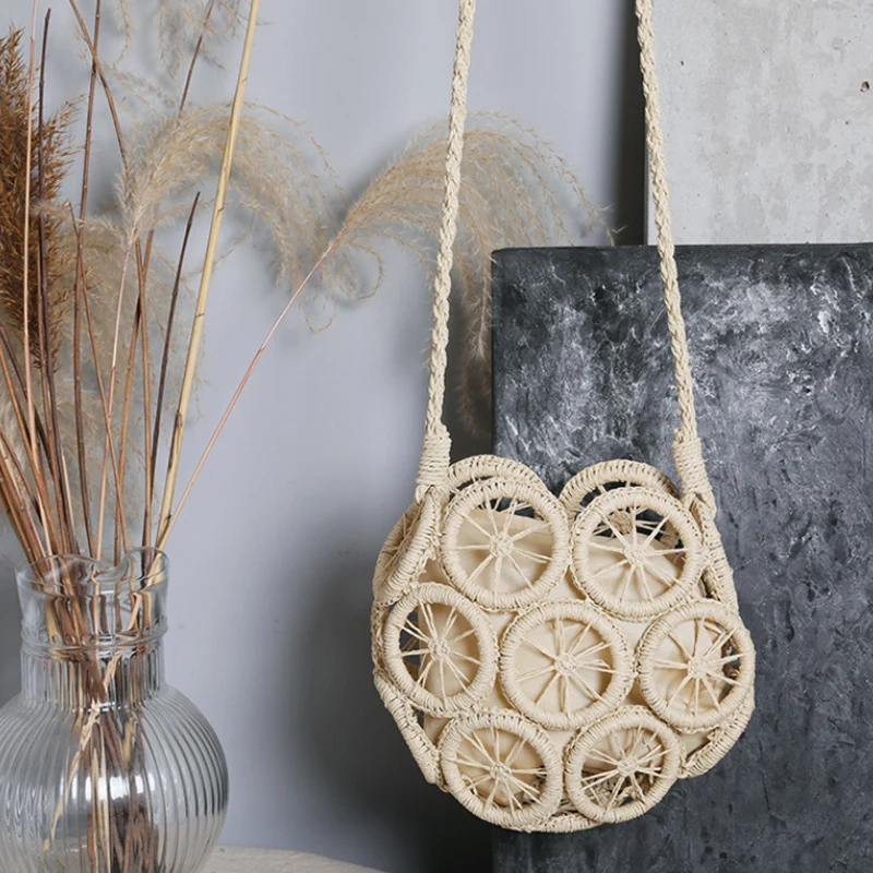 

Handmade Bohe Bag Straw Women Round Hollow Out Designer Handbag Summer Ladies Shoulder Bags Crossbody Large Capacity Beach 2021