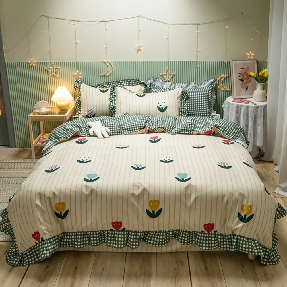 

Yellow Striped Bedding Sets Lace Duvet Cover Lotus Leaf Edge AB Side For Home Single Double Bed Cover Sheets Sets on the bed