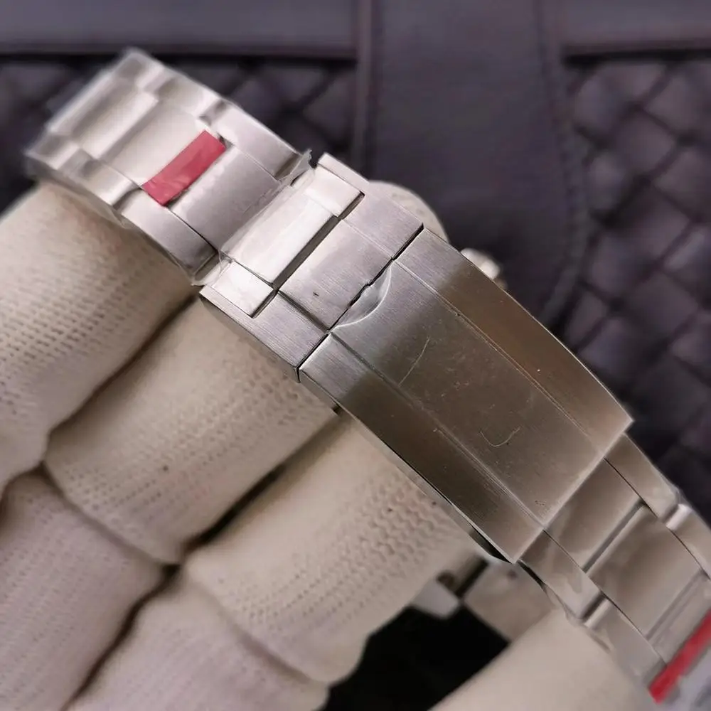 

40mm Men's Watch GMT Sapphire Glass Automatic Stainless Steel Case Waterproof Silver Dial Luminous Men Watch