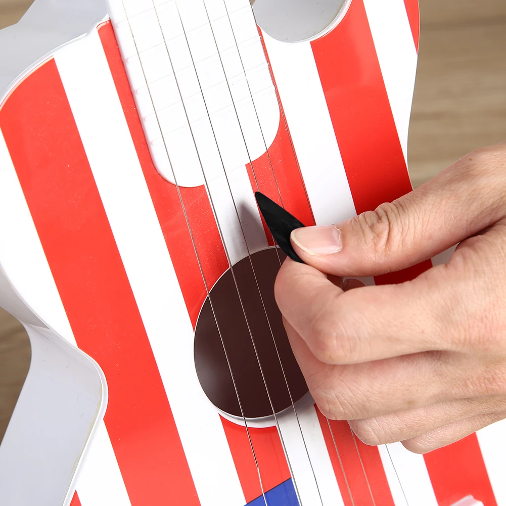 

Portable Guitar Picks 0.46mm Thick Acoustic Electric Bass Plectrum Celluloid Guitar Bass Picks for Stringed Instruments