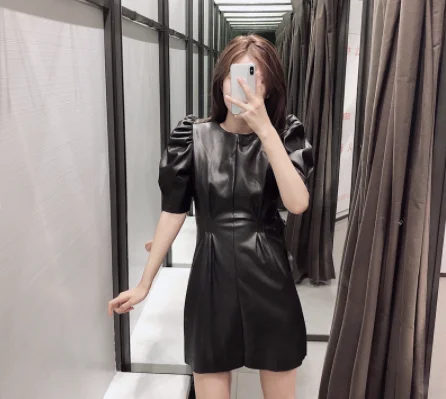 Женское черное платье из искусственной кожи винтажное с коротким рукавом 2019 на