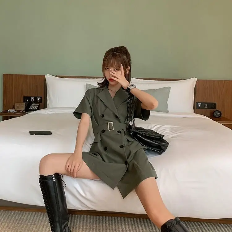 Женское винтажное короткое платье JuneLove свободное повседневное двубортное с