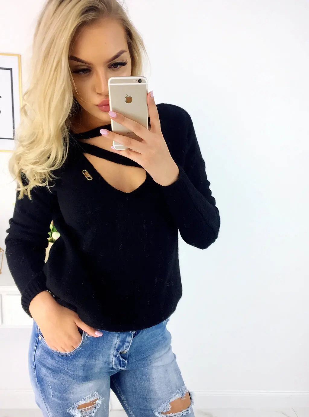 

Autumn Winter Knitted Women Hollow Out Casual Long Sleeve T Shirt Skinny Autumn Winter Slim Tee Sexy Lady Clothing V-neck