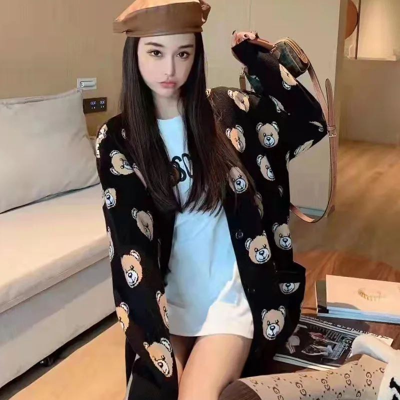 

Black Pink Autumn Winter V-Neck Knitted Cardigans Women Single Breasted Bear Cartton Printed Loose Sweaters Cardigans Knitwear