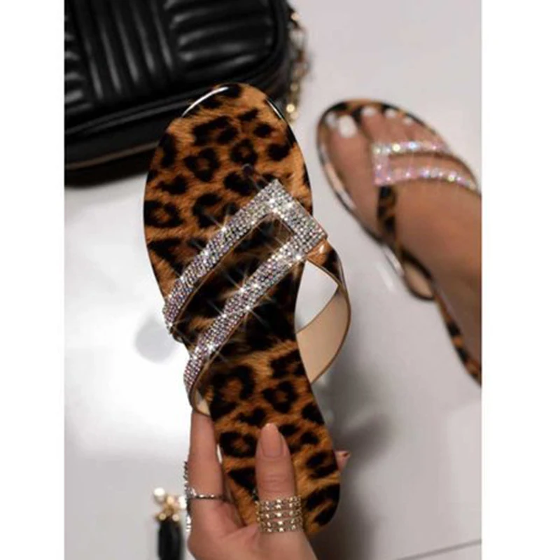 

Women New Summer Sexy Slippers Outdoor Crystal Flip Flops Ladies Slippers Flat Beach Slippers Vacation Sandals Plus Size 35-43