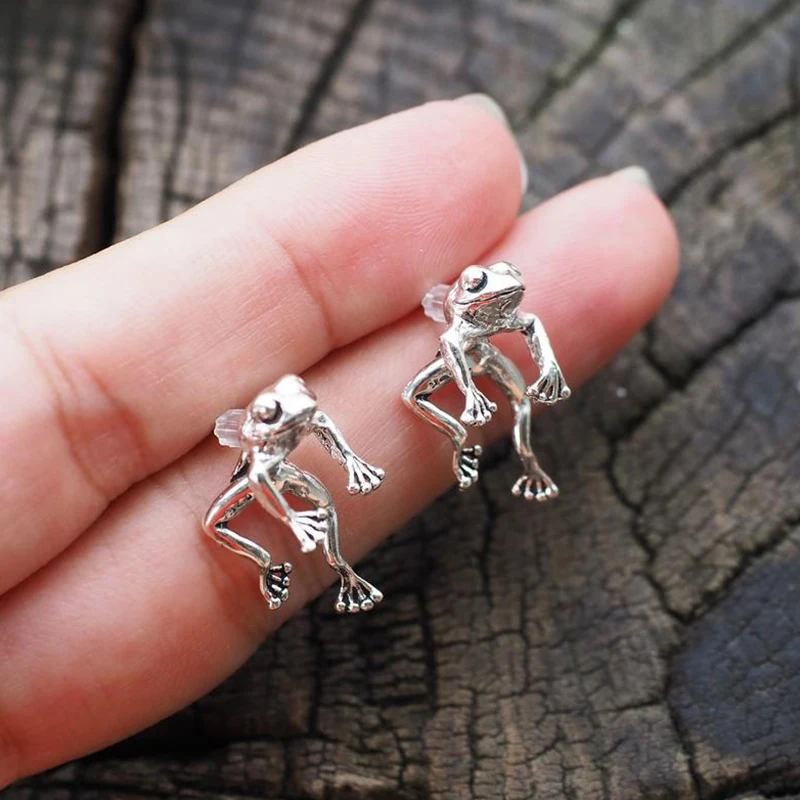 

Retro Cute Frog Earring For Women Gold Silver Color Gothic Animal Pirecing Stud Earring Female Charm Jewelry Gift