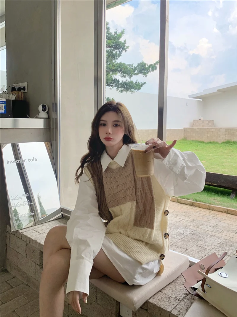 Жилет женский складной на раннюю осень 2021 |