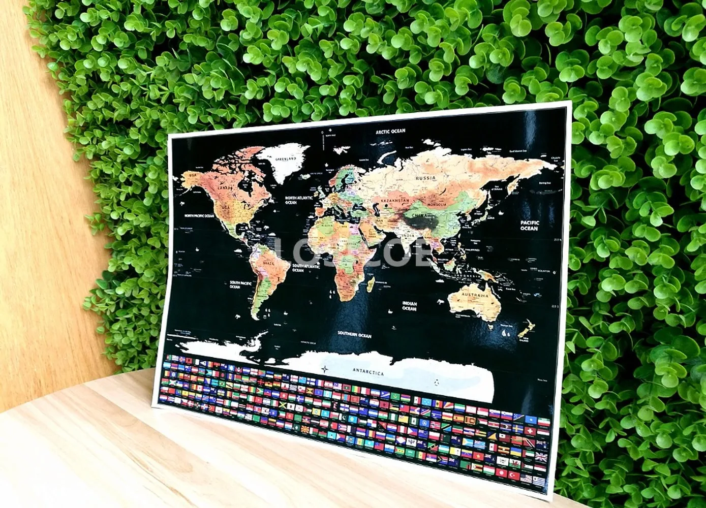 30X40 CM Mini Travel World Flag Scratch Map Gold Foil Black Wipe Coating Luxury Gift | Дом и сад