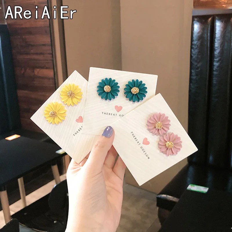 Серьги-Маргаритки Новые простые цветы Европа и США популярные бутиковые подарки