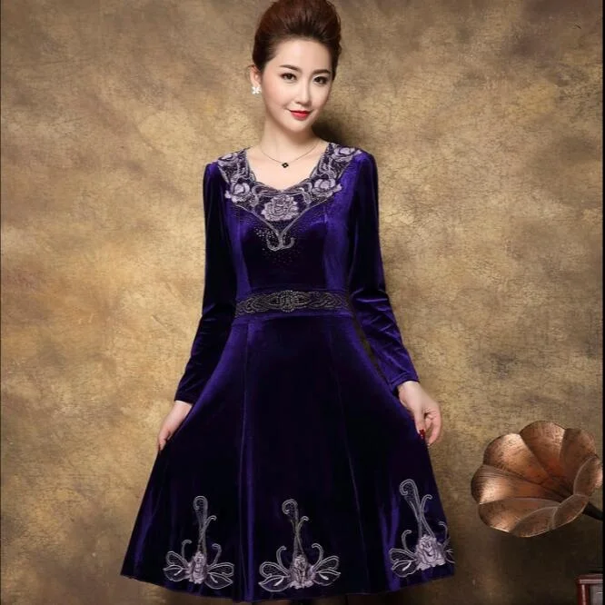 2019 осеннее женское вельветовое платье среднего возраста больших размеров