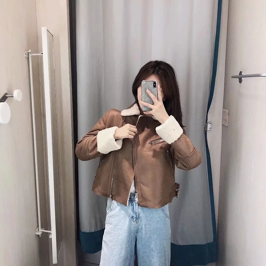 

Short Handsome PU Leather Plus Velvet Padded Knight Jacket Short Coat Ladies Fur One Casual Fashion Coat Autumn Winter New