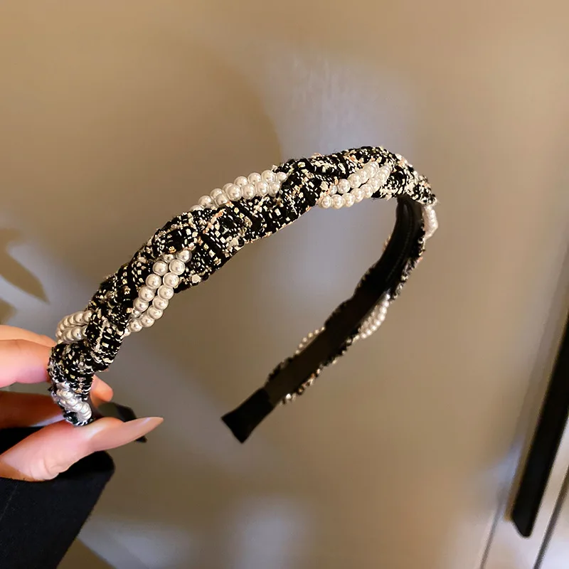 

Женский обруч для волос с речным жемчугом, Корейская версия, высокое качество, модная текстура, маленький аромат, универсальный, с речным же...