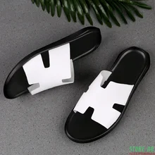 Hot Sale Genuine Leather Men Slippers Outside Black White Shoes Casual Soft Flip Flops Brand Male Shoes Cool Beach Summer Slides