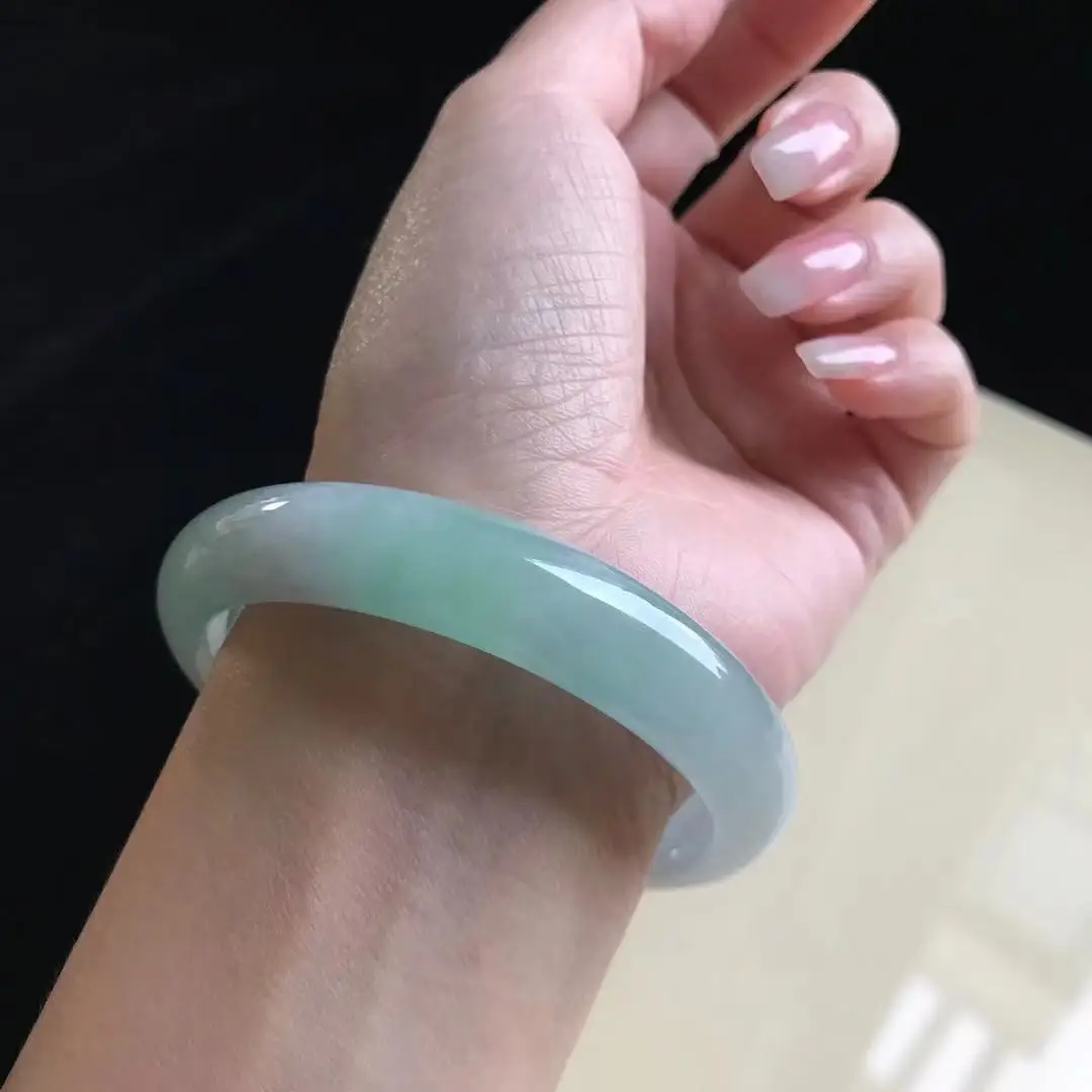 

100% подлинный высококачественный браслет из нефрита стандартная бижутерия для женщин 60 мм (с сертификатом)