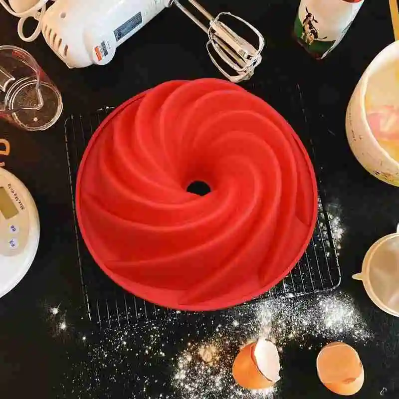 

1Pcs Diy Homemade Baking Mold Silicone Cyclone Cake Cake Pastry Mold 3D Mold Kitchen Hollow Bread Bakeware F2K3